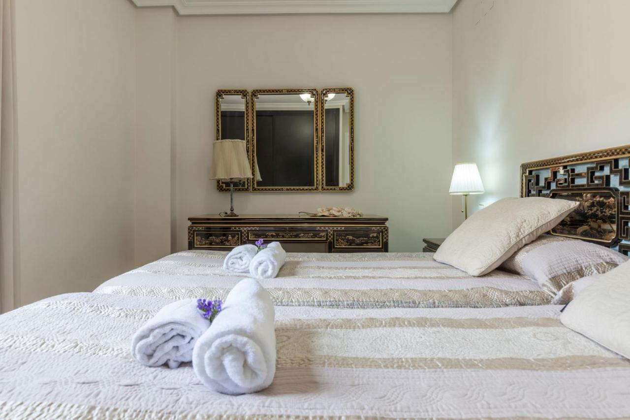 Apartamento Calle Sierpes Séville Extérieur photo